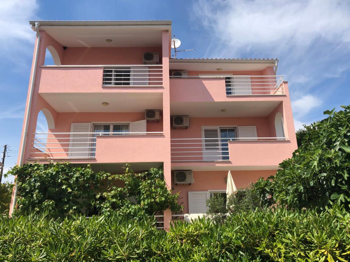 Apartments Irena Βόντιτσε Εξωτερικό φωτογραφία